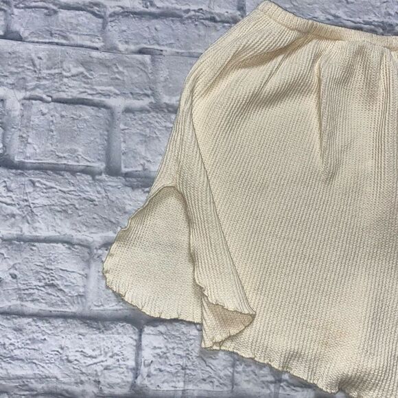 Adonna women M short sleeve & shorts waffle print pajama set cream color - Picture 6 of 15